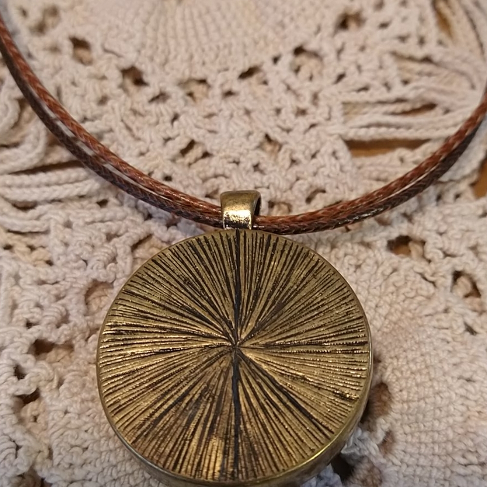 Necklace - Picture 4 of 4